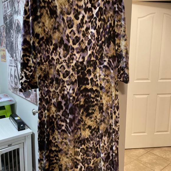 Lauren Ralph Lauren animal Print 3/4 Sleeve Ruched Faux Wrap Dress Size 4 - Picture 7 of 7